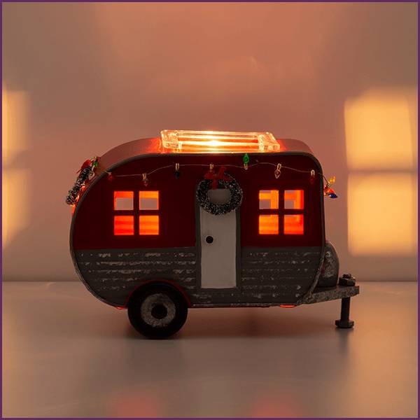 Christmas Camper Scentsy Warmer | Dark On