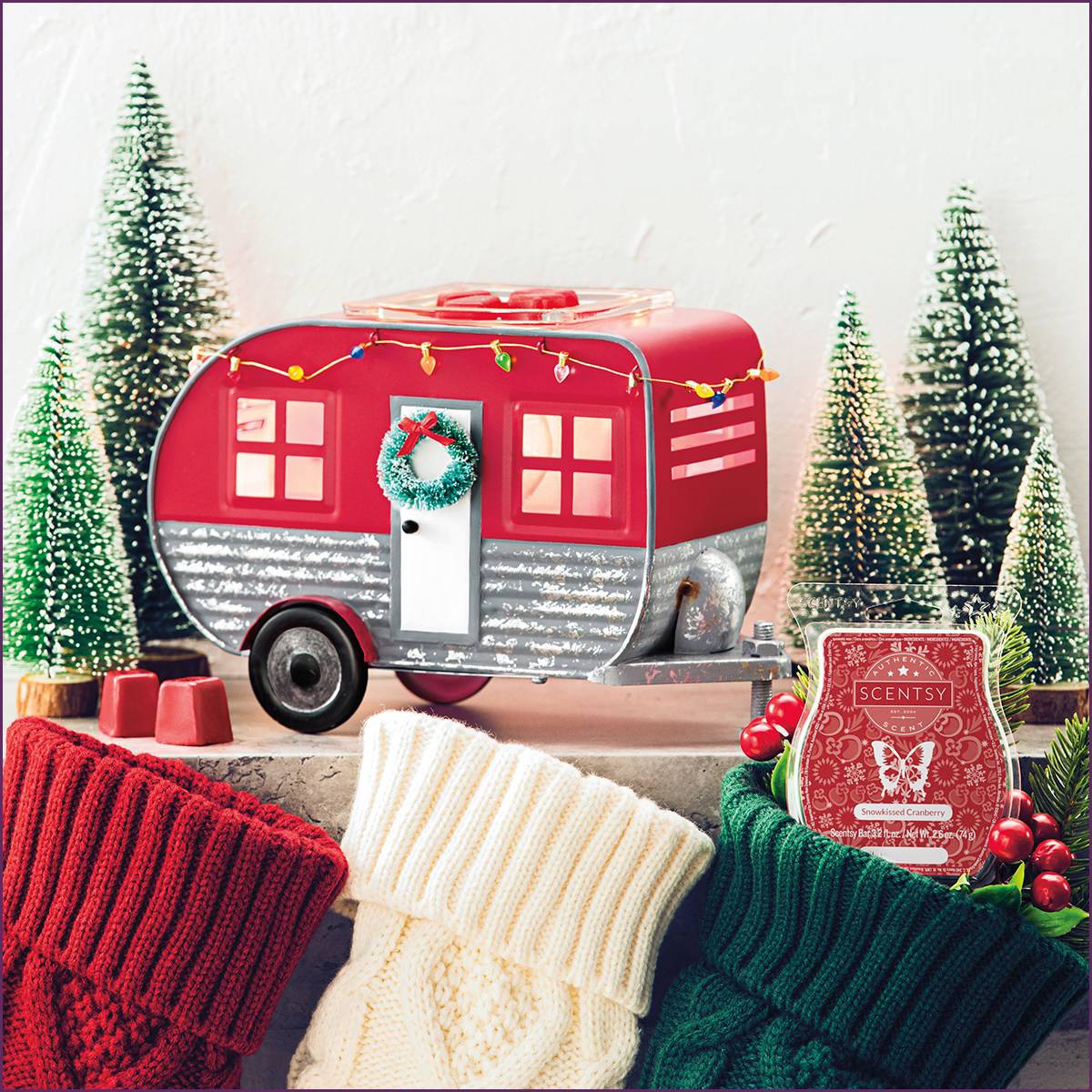 Christmas Camper Scentsy Warmer | Staged with Bar