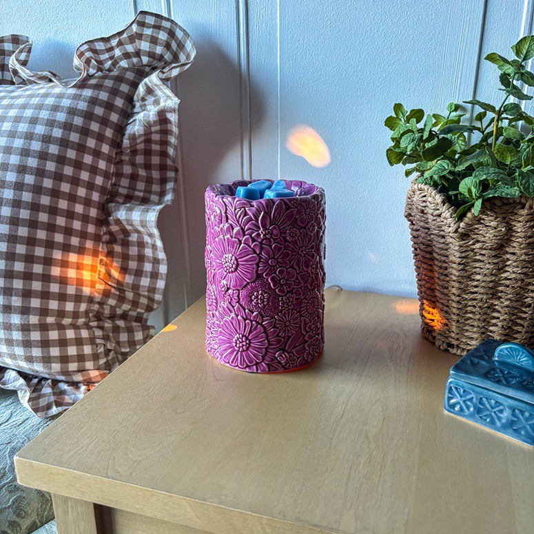 Dusky Petals Scentsy Warmer Stylized