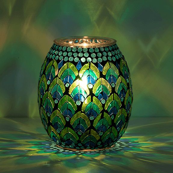Flaunt Your Feathers Scentsy Warmer On Dark