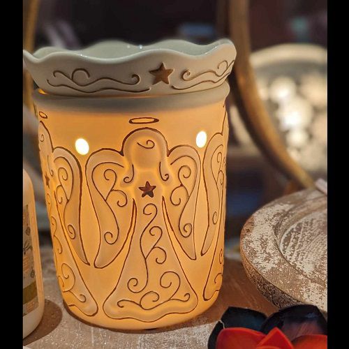 Heavenly Scentsy Warmer | No Title