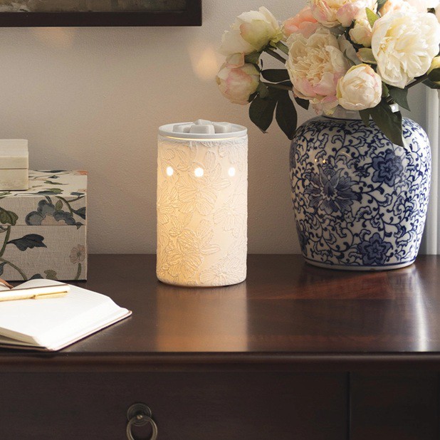 Lace and Light Scentsy Warmer