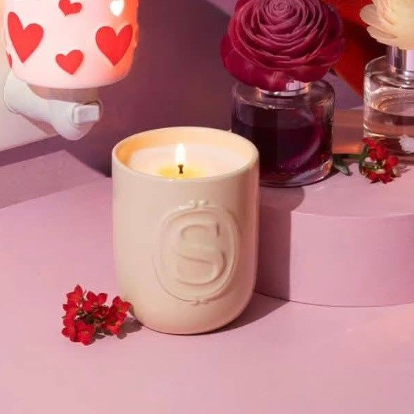 Petals & Poems Scentsy Candle