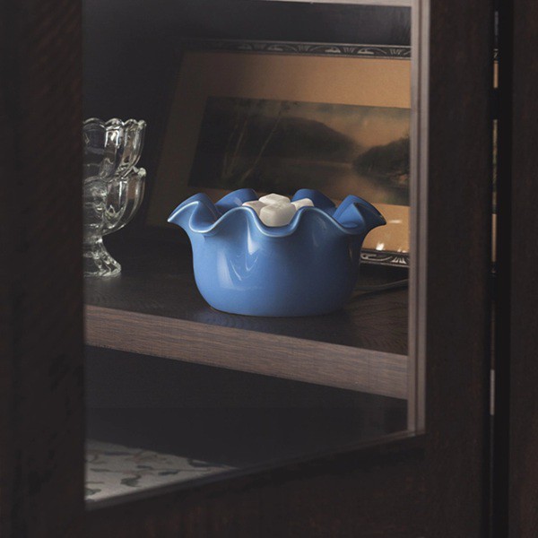 Petite Ruffle Cerulean Scentsy Warmer