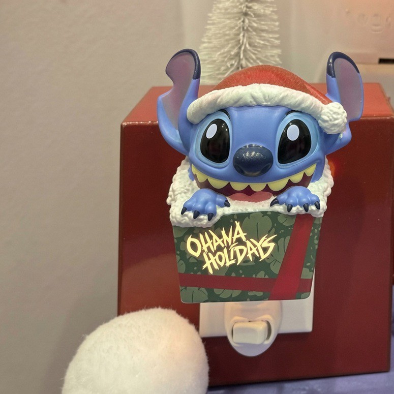 Stitch Ohana Holidays Scentsy Mini Warmer Stitch Ohana Holidays Scentsy Mini Warmer