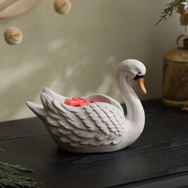 Winter Swan Scentsy Warmer