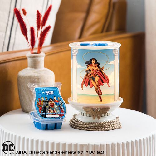 Wonder Woman Scentsy Warmer